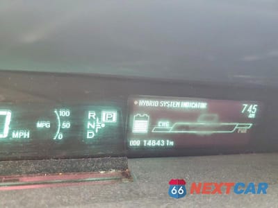 Zdjęcie 9 z 12 samochodu: 2010 TOYOTA PRIUS V VIN:JTDKN3DUXA0046722 - miniatura