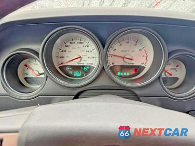 Zdjęcie 8 z 11 samochodu: 2010 DODGE CHALLENGER SRT-8 VIN:2B3CJ7DW5AH318678 - miniatura