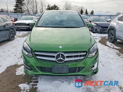 Piąte zdjęcie samochodu w środku: 2017 MERCEDES-BENZ B 250 4MATIC VIN:WDDMH4GB4HJ436421 - miniatura