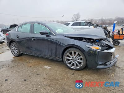 Czwarte zdjęcie samochodu z boku: 2025 MAZDA 3 PREFERRED VIN:3MZBPACM7SM467034 - miniatura