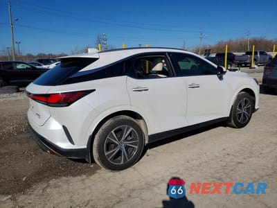 Trzecie zdjęcie samochodu z tyłu: 2024 LEXUS RX 350 BASE VIN:2T2BAMCA2RC082703 - miniatura