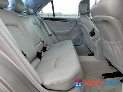 Zdjęcie 10 z 11 samochodu: 2005 MERCEDES-BENZ C 240 4MATIC VIN:WDBRF81J85F638088 - miniatura