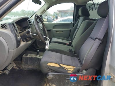 Zdjęcie 7 z 11 samochodu: 2011 CHEVROLET SILVERADO K1500 VIN:1GCNKPEXXBZ234935 - miniatura