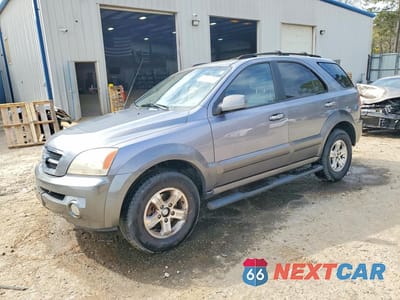 2005 KIA SORENTO LX KNDJD733955403802 - główne zdjęcie licytacji z USA - miniatura