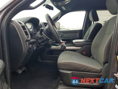 Zdjęcie 7 z 12 samochodu: 2023 RAM 3500 BIG HORN VIN:3C63RRHL0PG542220 - miniatura