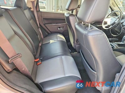 Zdjęcie 11 z 12 samochodu: 2010 JEEP GRAND CHEROKEE LAREDO VIN:1J4PR4GK4AC103791 - miniatura