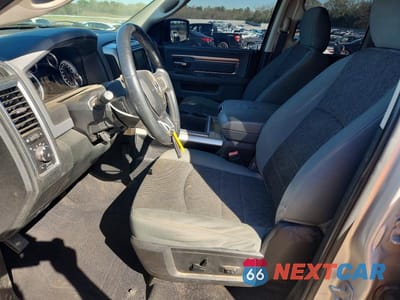 Zdjęcie 7 z 12 samochodu: 2014 RAM 1500 SLT VIN:1C6RR6GG5ES456954 - miniatura