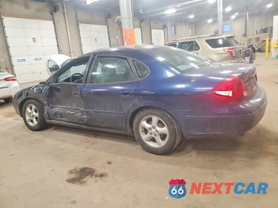 Drugie zdjęcie samochodu z przodu: 2000 FORD TAURUS SES VIN:1FAFP55S9YA104611 - miniatura