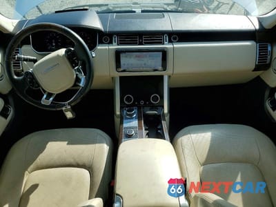 Zdjęcie 8 z 12 samochodu: 2019 LAND ROVER RANGE ROVER HSE VIN:SALGS2SV0KA527233 - miniatura