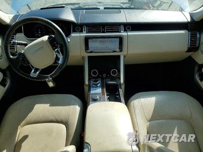Zdjęcie 8 z 13 samochodu: 2019 LAND ROVER RANGE ROVER HSE VIN:SALGS2SV0KA527233 - miniatura