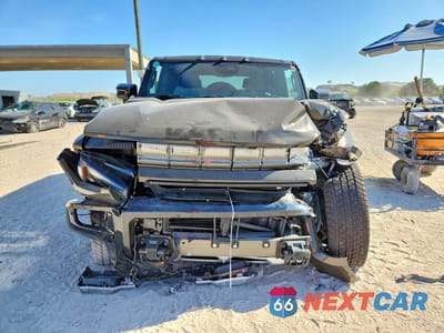 Piąte zdjęcie samochodu w środku: 2026 GMC HUMMER SUV 2X VIN:1GKTEHDE8TU601273 - miniatura