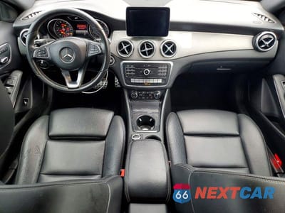 Zdjęcie 8 z 11 samochodu: 2018 MERCEDES-BENZ GLA 250 VIN:WDCTG4EB4JJ383408 - miniatura