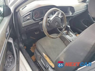 Zdjęcie 8 z 11 samochodu: 2019 VOLKSWAGEN JETTA S VIN:3VWCB7BU5KM276087 - miniatura