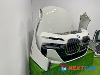 Zdjęcie 8 z 11 samochodu: 2022 BMW M760 VIN:WBA51EH06RCL34806 - miniatura