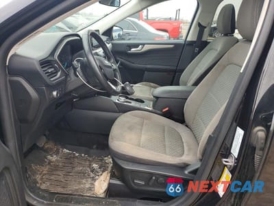 Zdjęcie 7 z 13 samochodu: 2021 FORD ESCAPE SE VIN:1FMCU0G61MUA36236 - miniatura