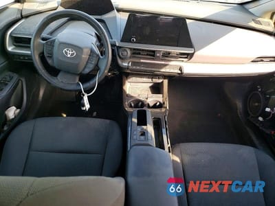 Zdjęcie 8 z 12 samochodu: 2023 TOYOTA PRIUS LE VIN:JTDACAAU6P3014335 - miniatura