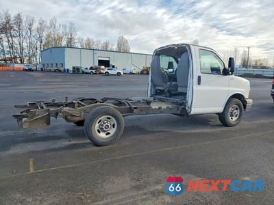 Trzecie zdjęcie samochodu z tyłu: 2015 GMC SAVANA CUT VIN:1GD072CG7F1115337 - miniatura