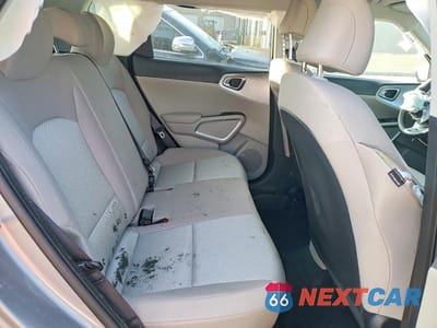 Zdjęcie 10 z 12 samochodu: 2025 KIA SOUL LX VIN:KNDJ23AU0S7958244 - miniatura