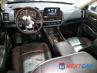 Zdjęcie 8 z 12 samochodu: 2024 NISSAN PATHFINDER SL VIN:5N1DR3CD8RC234594 - miniatura