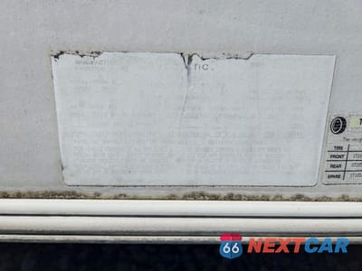 Zdjęcie 10 z 10 samochodu: 2007 JAYCO RV TRAILER VIN:1UJBJ02M771J40279 - miniatura