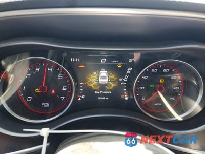 Zdjęcie 9 z 12 samochodu: 2019 DODGE CHARGER SXT VIN:2C3CDXBG9KH743571 - miniatura