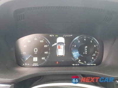 Zdjęcie 9 z 11 samochodu: 2020 VOLVO XC60 T6 MOMENTUM VIN:YV4A22RK2L1516905 - miniatura