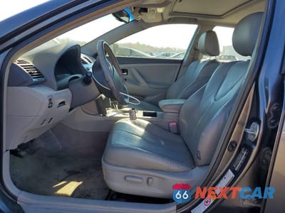 Zdjęcie 7 z 11 samochodu: 2008 TOYOTA CAMRY HYBRID BASE VIN:JTNBB46K183046235 - miniatura