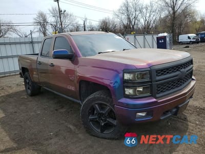 Czwarte zdjęcie samochodu z boku: 2015 CHEVROLET SILVERADO K1500 LT VIN:1GCVKREC7FZ433858 - miniatura
