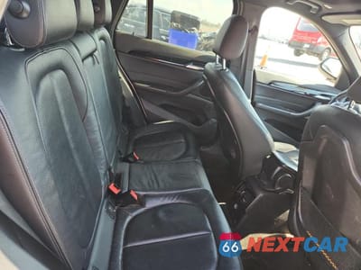Zdjęcie 11 z 14 samochodu: 2018 BMW X1 XDRIVE28I VIN:WBXHT3C39J5F91084 - miniatura