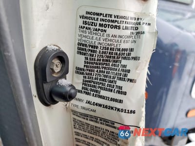 Zdjęcie 13 z 14 samochodu: 2019 ISUZU NPR XD FLATBED TRUCK VIN:JALC4W162K7K01186 - miniatura