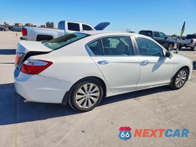 Trzecie zdjęcie samochodu z tyłu: 2013 HONDA ACCORD EXL VIN:1HGCR2F83DA185741 - miniatura