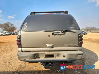 Zdjęcie 6 z 15 samochodu: 2003 CHEVROLET SUBURBAN K1500 VIN:3GNFK16Z53G140617 - miniatura