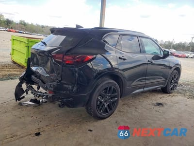 Trzecie zdjęcie samochodu z tyłu: 2025 CHEVROLET BLAZER RS VIN:3GNKBERS2SS128280 - miniatura