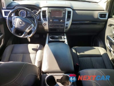 Zdjęcie 8 z 12 samochodu: 2017 NISSAN TITAN SV VIN:1N6AA1E67HN508627 - miniatura
