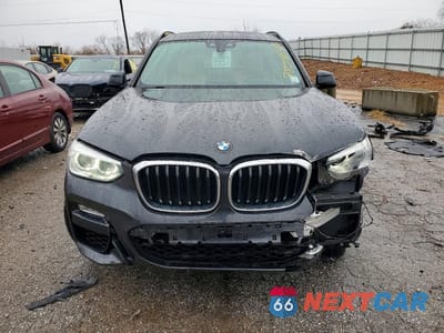 Piąte zdjęcie samochodu w środku: 2019 BMW X3 XDRIVE30I VIN:5UXTR9C5XKLP95945 - miniatura