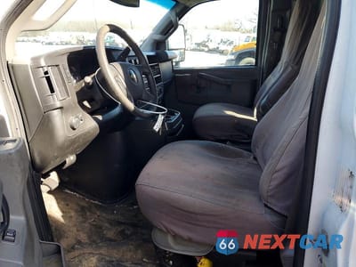 Zdjęcie 7 z 11 samochodu: 2017 CHEVROLET EXPRESS UTILITY / SERVICE TRUCK VIN:1GB0GRFG6H1158213 - miniatura