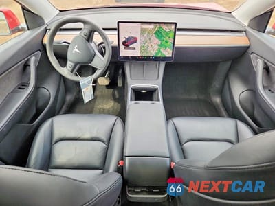 Zdjęcie 8 z 12 samochodu: 2021 TESLA MODEL Y VIN:5YJYGDEE4MF123981 - miniatura