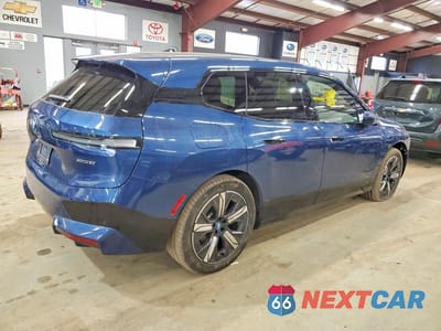 Trzecie zdjęcie samochodu z tyłu: 2025 BMW IX XDRIVE50 VIN:WB523CF08SCU04038 - miniatura