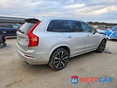 Trzecie zdjęcie samochodu z tyłu: 2021 VOLVO XC90 T6 MOMENTUM VIN:YV4A221K8M1683847 - miniatura