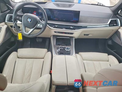 Zdjęcie 8 z 14 samochodu: 2025 BMW X5 XDRIVE40I VIN:5UX23EU04S9W23738 - miniatura