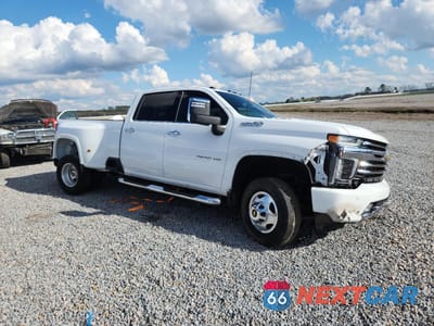 2022 CHEVROLET SILVERADO K3500 HIGH COUNTRY 1GC4YVE79NF100471 - główne zdjęcie licytacji z USA - miniatura