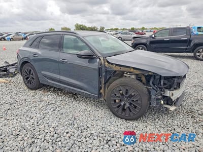 Czwarte zdjęcie samochodu z boku: 2024 AUDI Q8 E-TRON PRESTIGE VIN:WA16AAGE2RB025055 - miniatura