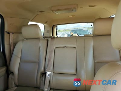 Zdjęcie 10 z 13 samochodu: 2011 CHEVROLET SUBURBAN C1500 LTZ VIN:1GNSCKE04BR125612 - miniatura