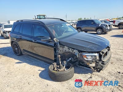 Czwarte zdjęcie samochodu z boku: 2023 MERCEDES-BENZ GLB AMG 35 4MATIC VIN:W1N4M5BB2PW293773 - miniatura