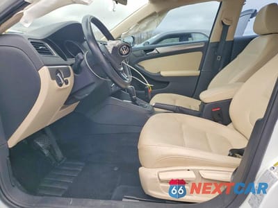 Zdjęcie 7 z 12 samochodu: 2017 VOLKSWAGEN JETTA SE VIN:3VWDB7AJ5HM385394 - miniatura