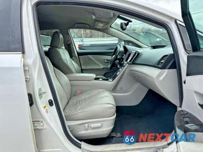 Zdjęcie 8 z 10 samochodu: 2013 TOYOTA VENZA XLE VIN:4T3BA3BB6DU035374 - miniatura