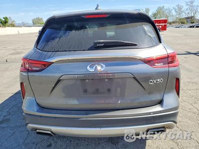 Zdjęcie 6 z 13 samochodu: 2019 INFINITI QX50 LUXE VIN:3PCAJ5M16KF135294 - miniatura
