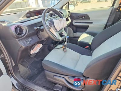 Zdjęcie 7 z 11 samochodu: 2014 TOYOTA PRIUS C TWO VIN:JTDKDTB30E1565002 - miniatura