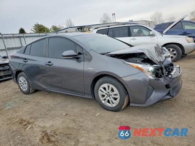 Czwarte zdjęcie samochodu z boku: 2017 TOYOTA PRIUS TWO VIN:JTDKBRFU7H3040250 - miniatura