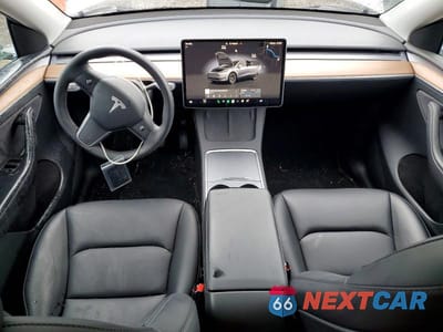 Zdjęcie 8 z 11 samochodu: 2025 TESLA MODEL Y VIN:7SAYGDEE5SF282315 - miniatura